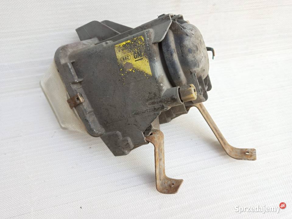 Opel Astra F halogen prawy lampa przeciwmgielna Sieradz sprzedam