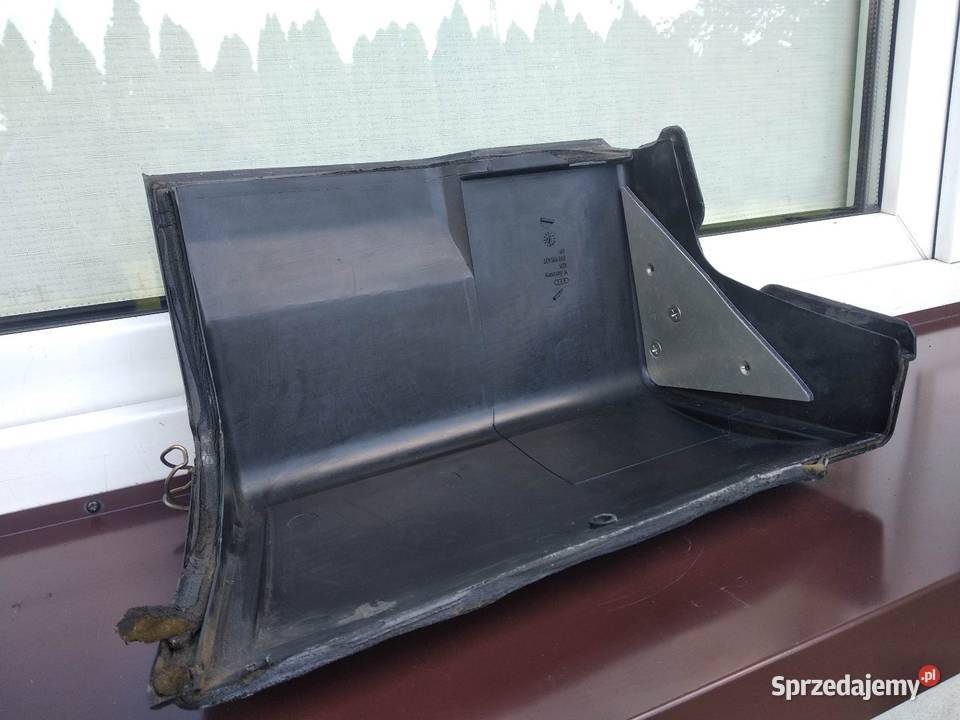Audi 80 B4 obudowa pokrywa akumulatora oryginał osobowe Sieradz