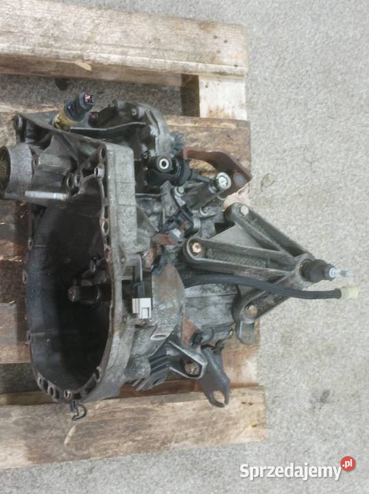 SKRZYNIA BIEGÓW JH3075 16 8V Dacia Sandero I sprzedam