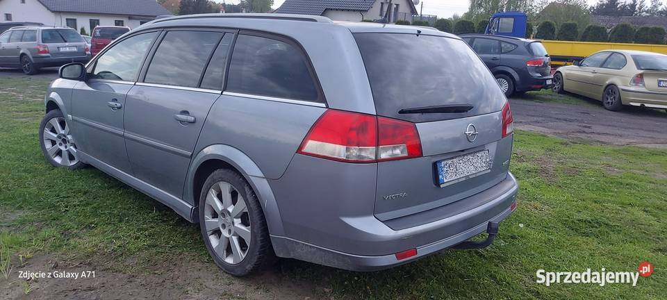 Opel Vectra C Lift 2006r 19CDTi 150 DB Stan diesel