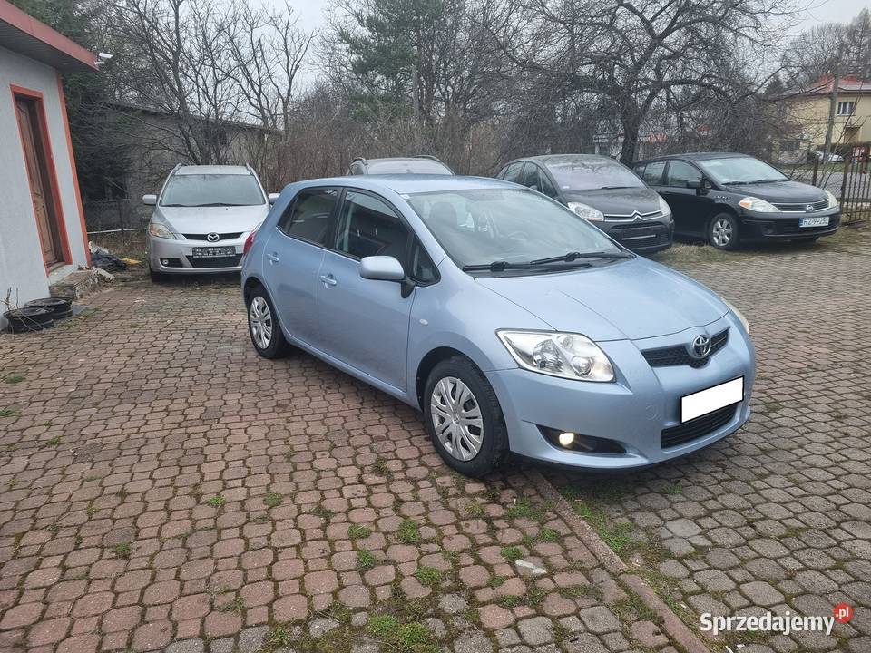 Toyota Auris 2009r 13 VVTI B 148 zadbany Auris Rzeszów