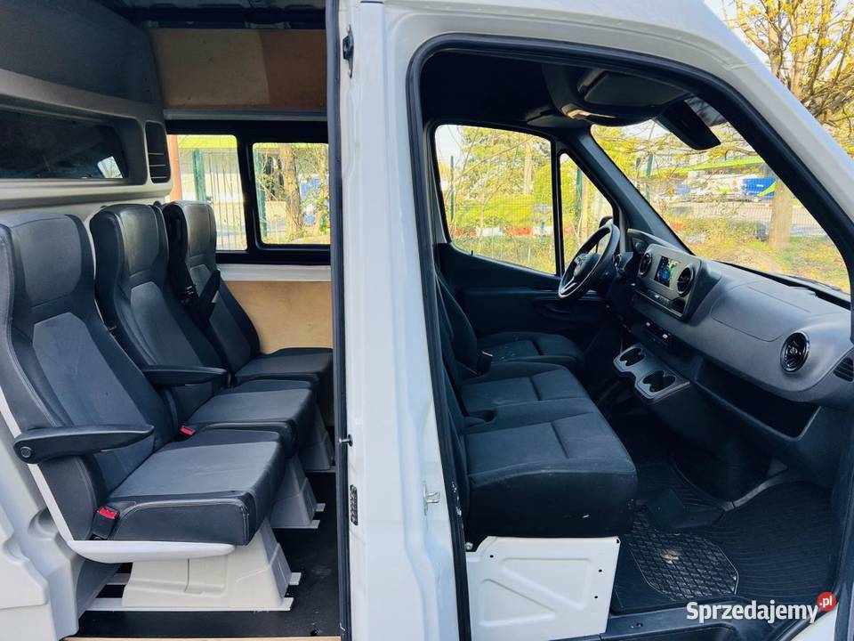 Mercedes Benz Sprinter 319 30 V6 190 35T 2021r