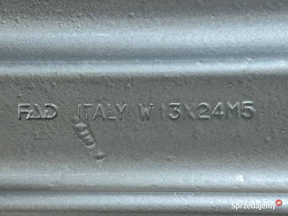 Felga 13x24 MASSEY FERGUSON 8937 wielkopolskie Wilkowo