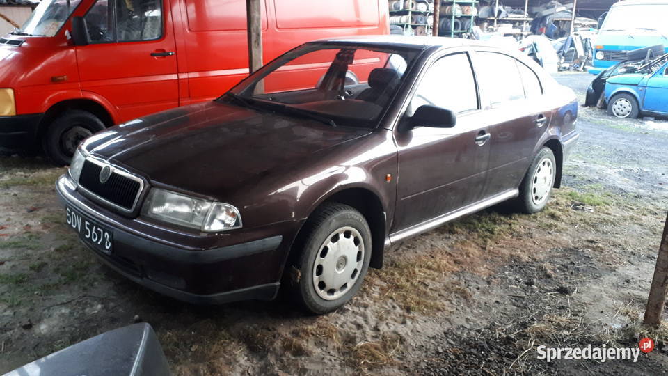 Skoda Octavia 16 silnik 15 remoncie czarne Celestynów