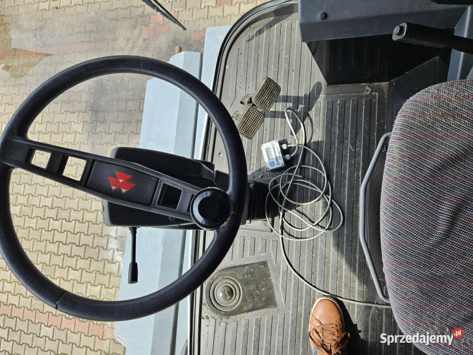 Kombajn Massey Ferguson 2 Cerea BEZ CENY Biskupie-Kolonia sprzedam