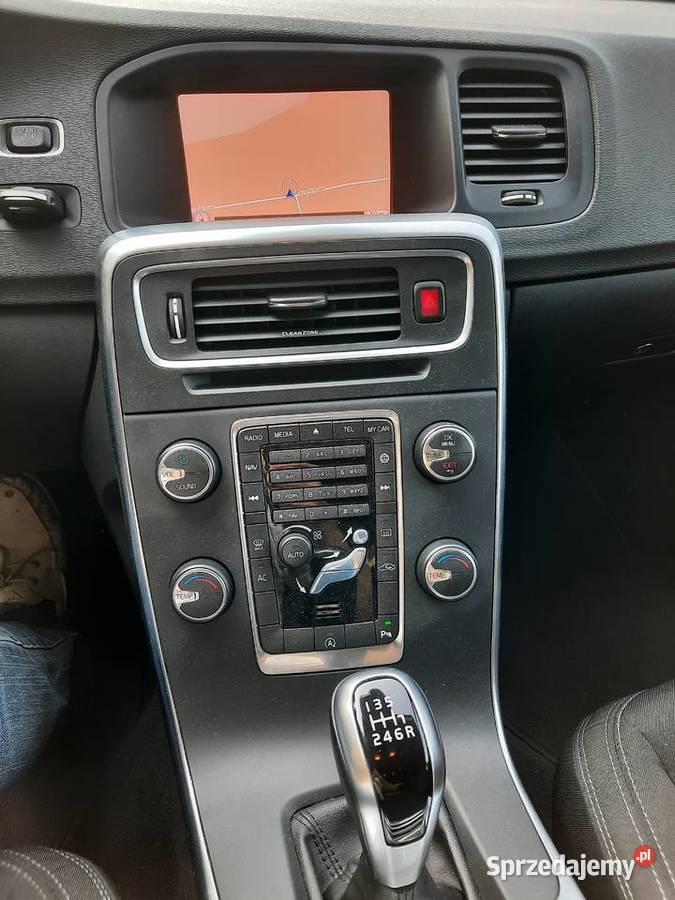 Volvo v60 20d2 150000 Ostrożany