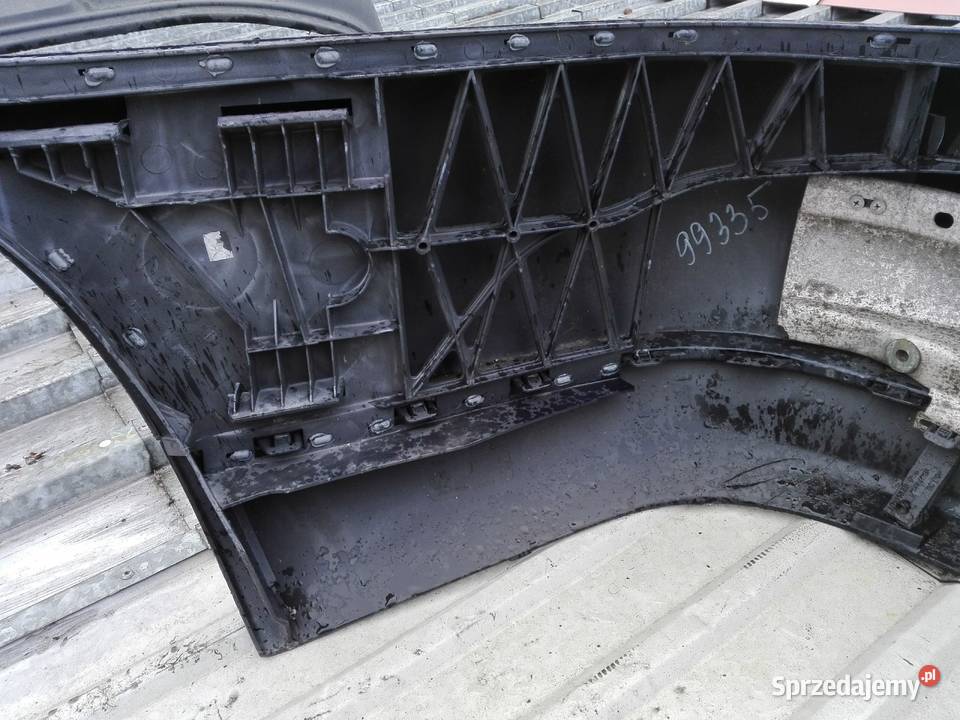 Audi A4 sedan zderzak tylny belka ślizgi świętokrzyskie sprzedam