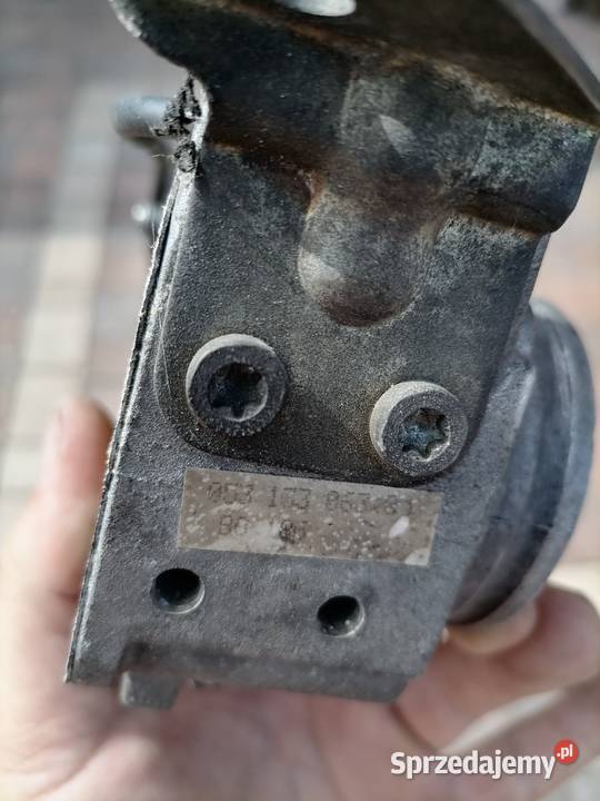 Przepustnica audi 80 20 16v Łatanice