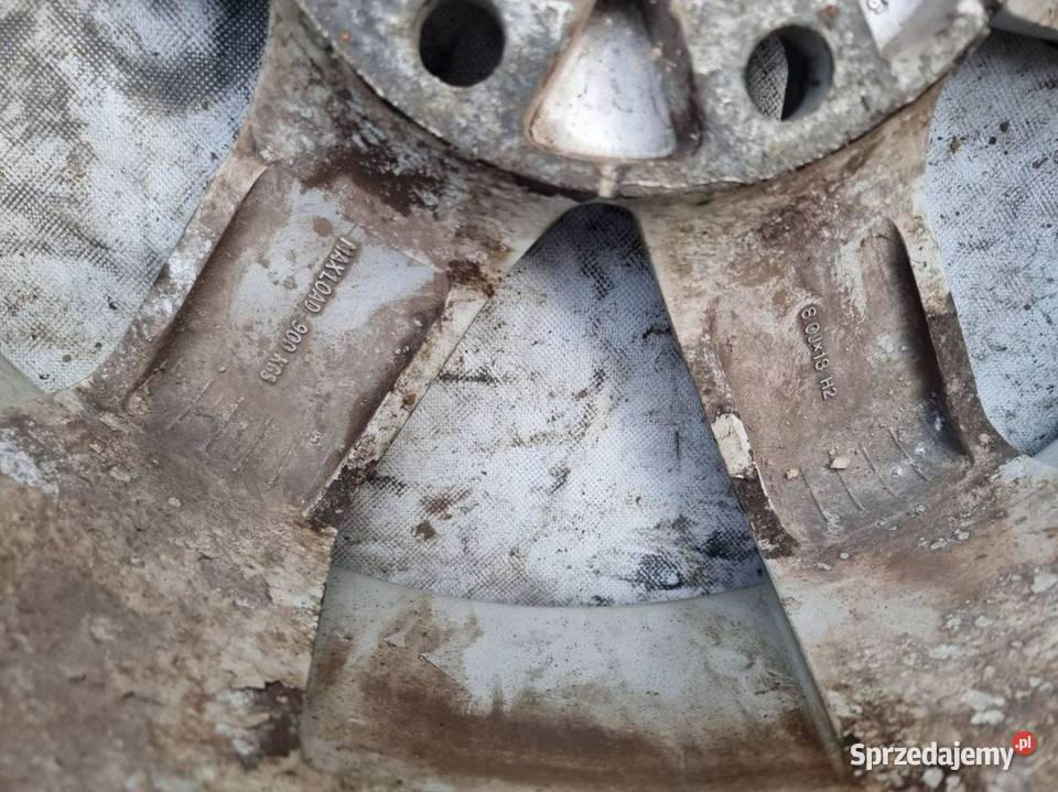 FELGA ALUMINIOWA 18 MITSHUBISHI PAJERO IV Motoryzacja Lipno sprzedam