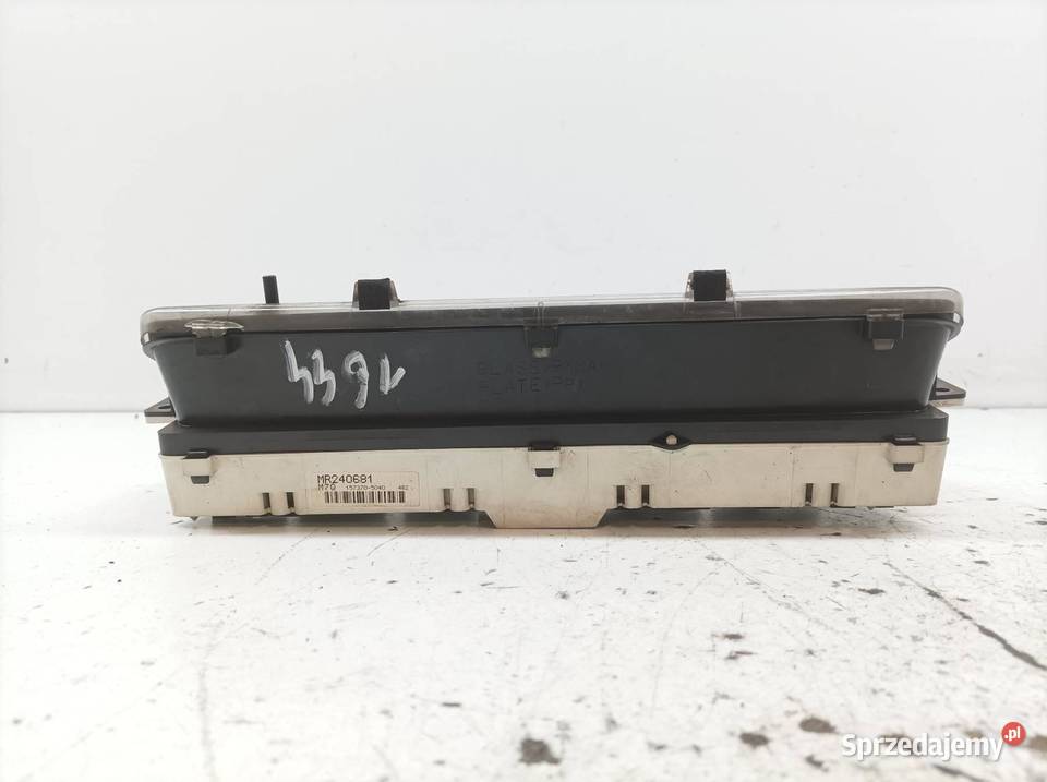 LICZNIK MR240681 1573705040 K9 28 D Mitsubishi