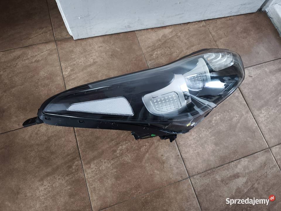 Lampa Prawa Kia Sportage 4 92102f1010 1000cm3 Biała Podlaska sprzedam