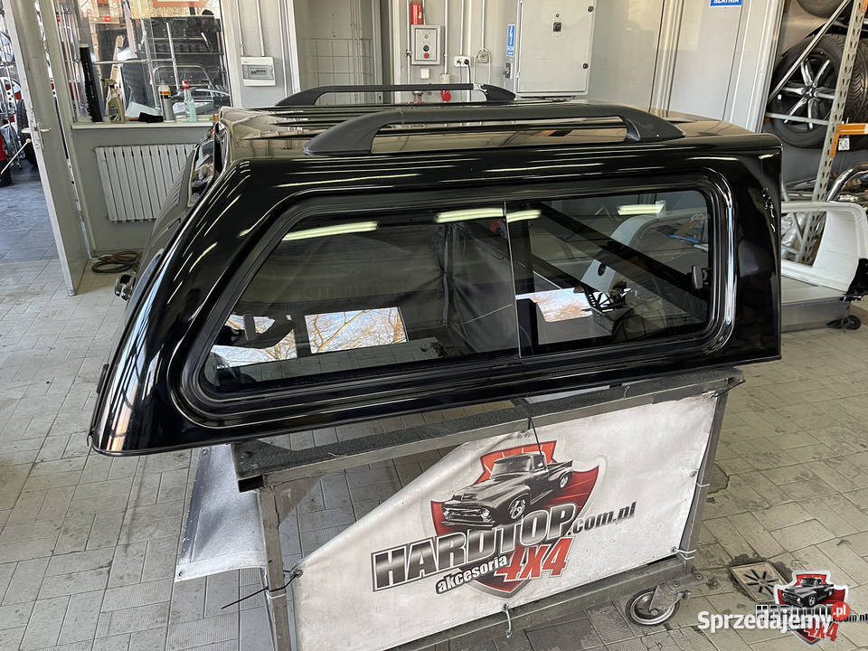 Zabudowa Toyota Hilux Aeroklas Hardtop pickup Pasłęk sprzedam