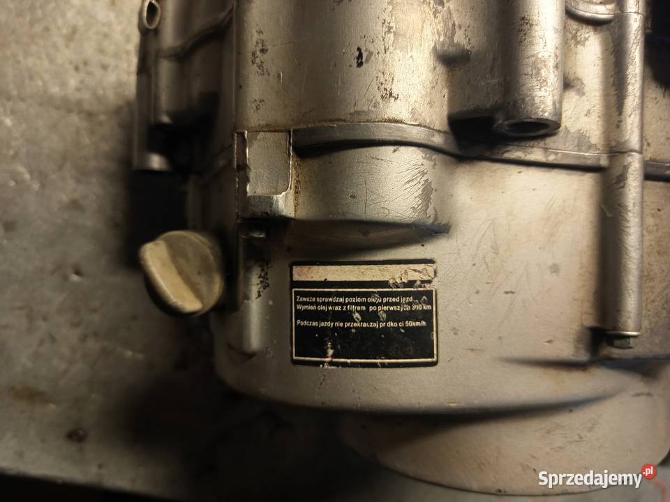 Silnik chinol 4t 50cc USZKODZONY Benyco