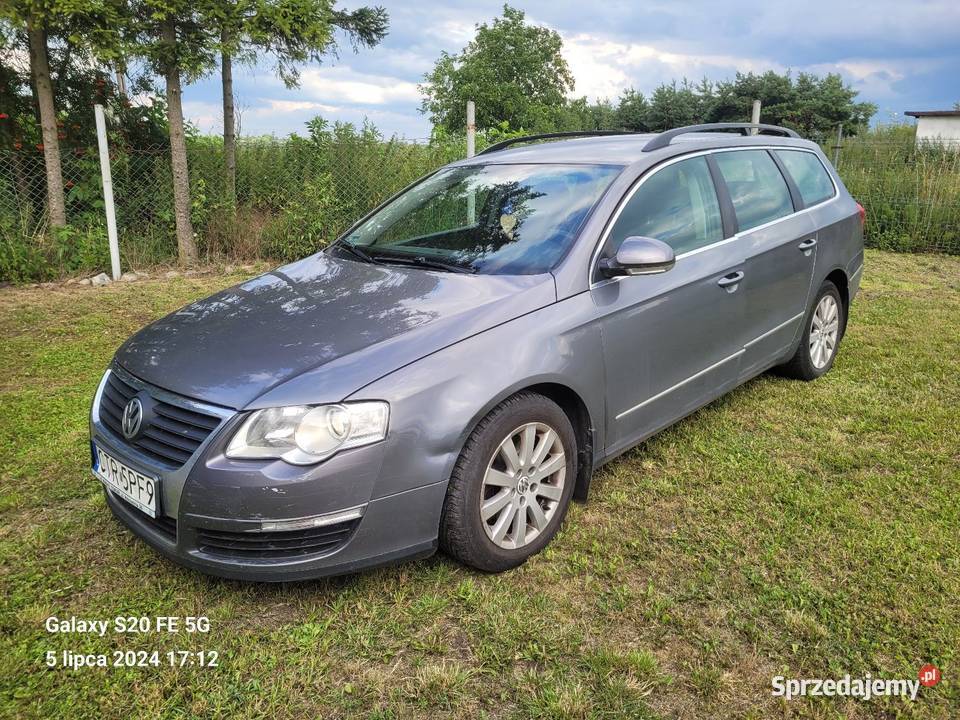 Volkswagen Passat uszkodzony