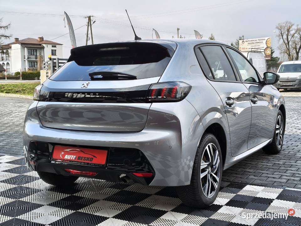 Peugeot 208 2022r Benzyna Niski Przebieg Zadbany manualna Zarszyn