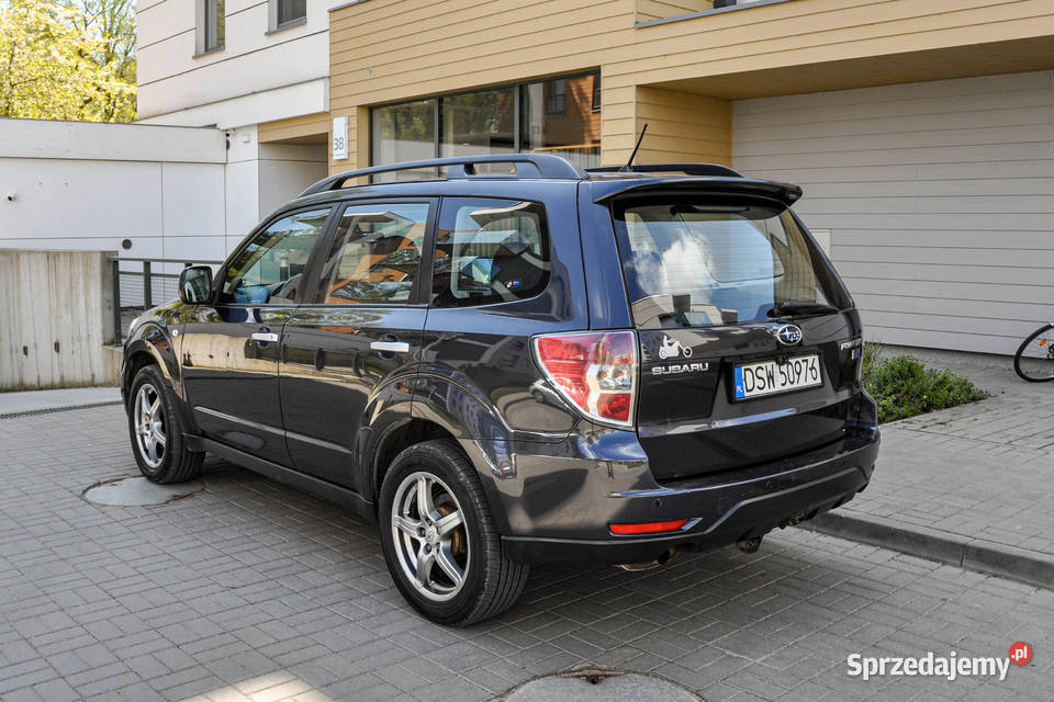 Subaru Forester Salon 2010 r Bezwypadkowy 4x4 Forester dolnośląskie Wrocław