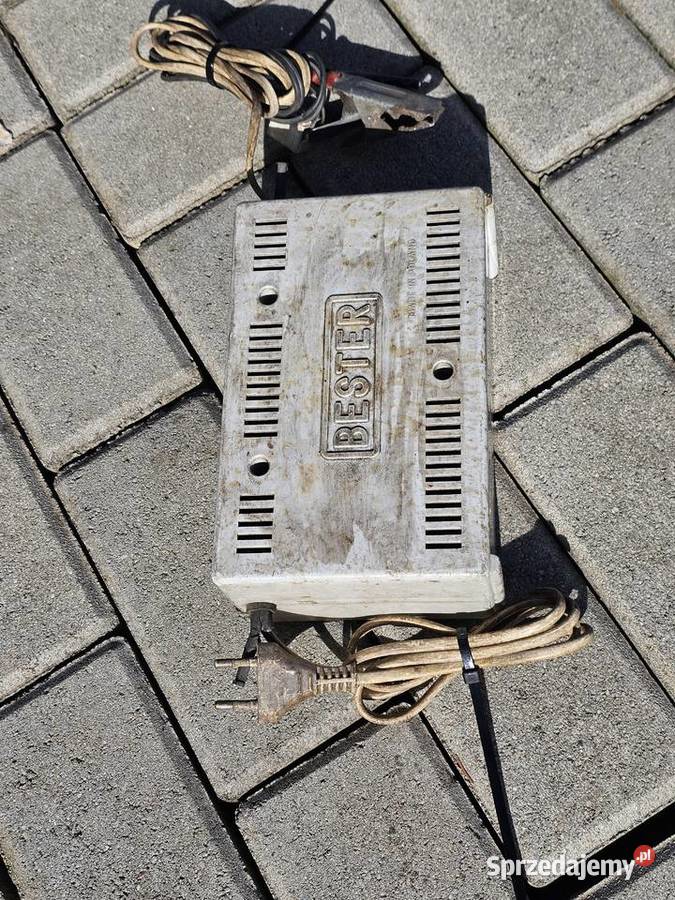 Prostownik 12V 4A Bester BSC 124 unikat stary wielkopolskie Ostrów Wielkopolski