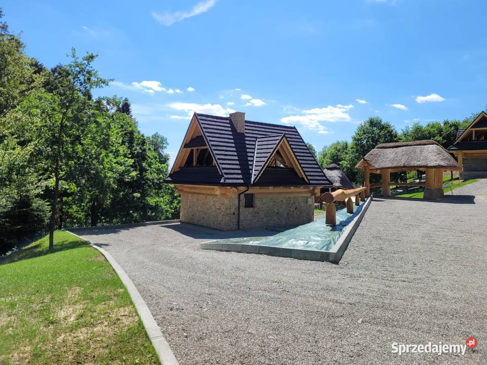 Ściany elewacja dekoracja domu z bala kamienia i łódzkie Radomsko