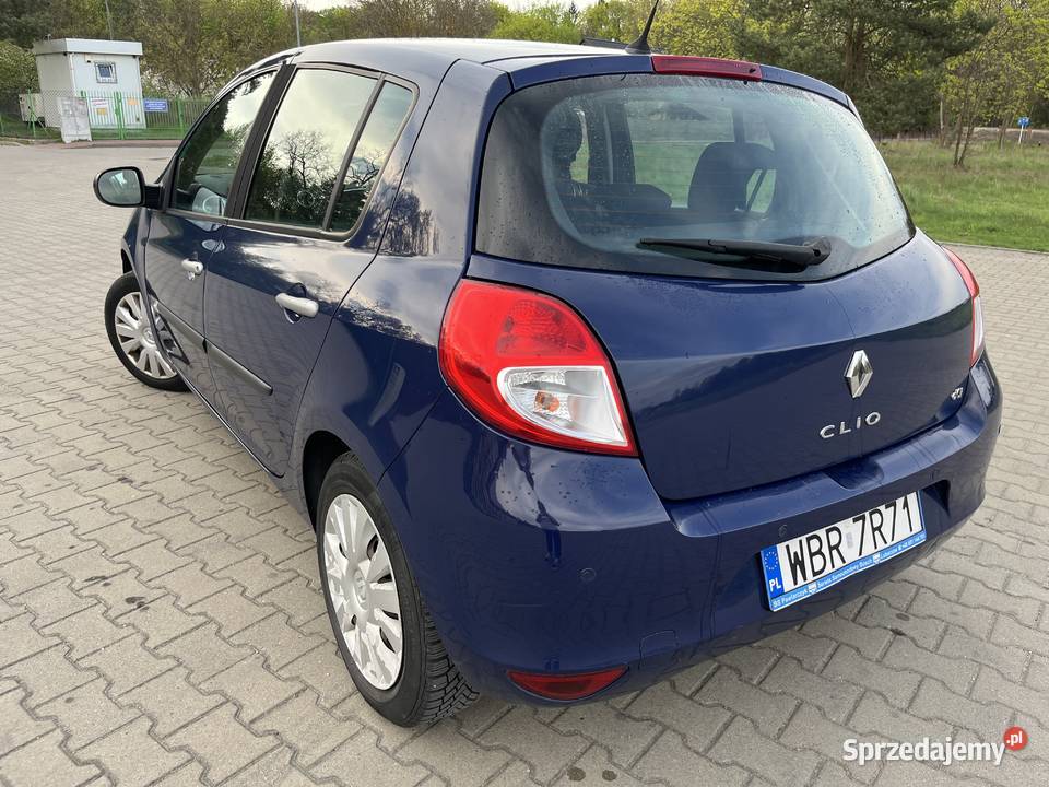 Renault Clio III 2011 15 diesel 5drzwiowy poduszka powietrzna Białobrzegi