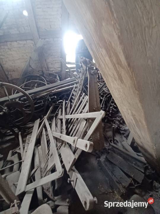 Sprzedam stare maszyny konne Bzowo