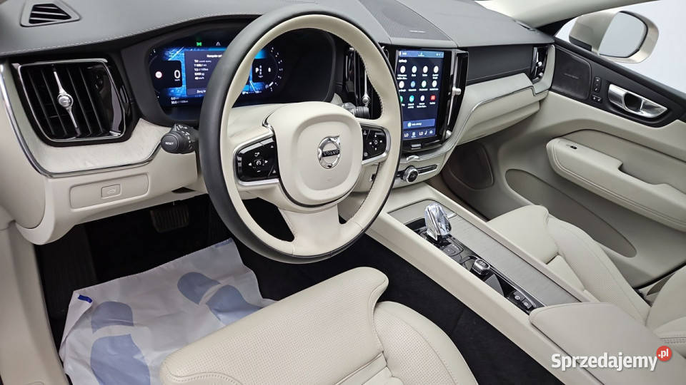 Volvo XC 60 B5 D AWD Ultimate Bright aut Z elektrycznie ustawiane fotele Motoryzacja Warszawa