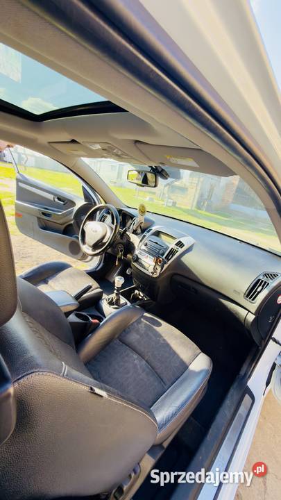 Kia proceed wielofunkcyjna kierownica