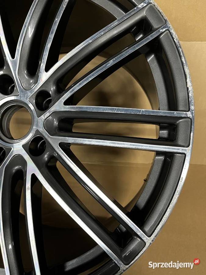 Felga Porsche Panamera 971 G2 115Jx21 ET69 5x130 aluminiowe sprzedam