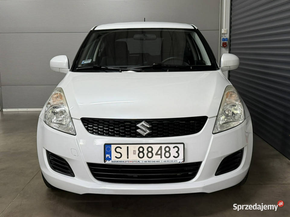 Suzuki Swift Bezwypadkowy 1WŁ Super stan Navi VAT marża Chechło