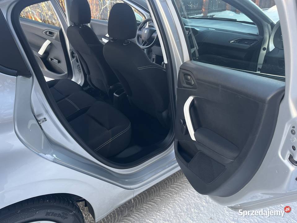 Peugeot 208 I 12 BENZYNA STAN benzyna Choroszcz sprzedam