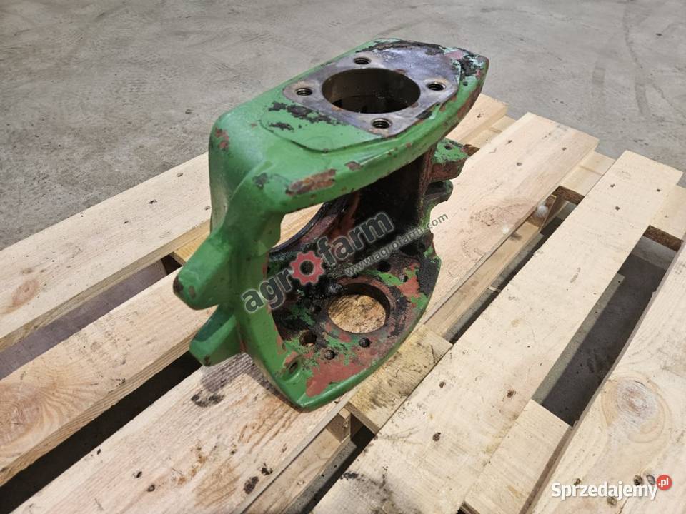 Zwrotnica LH John Deere 4650 4850 Części i osprzęt rolniczy Byków