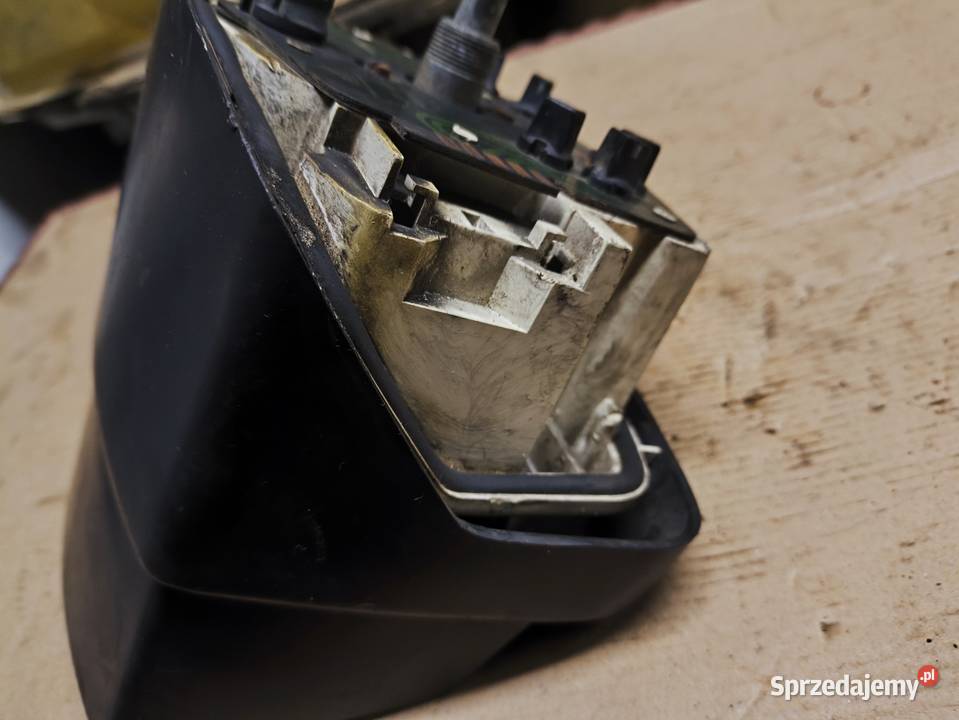 Licznik zegar prędkościomierz fiat 126p maluch Lutoryż