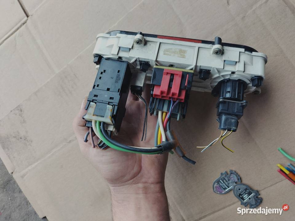 Panel nawiewu klimatyzacji FORD MONDEO MK2 osobowe Kamień-Kolonia
