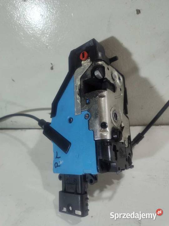 ZAMEK DRZWI PRAWY TYŁ CITROEN C3 PICASSO 4 PIN
