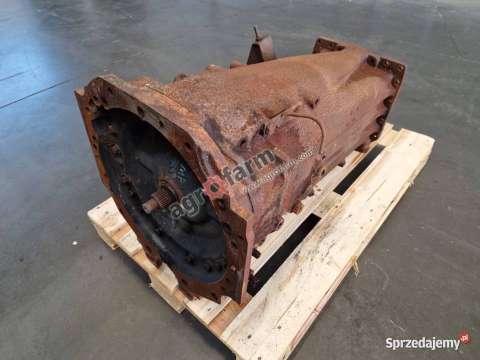Skrzynia biegów Massey Ferguson 5445 461B9 Byków