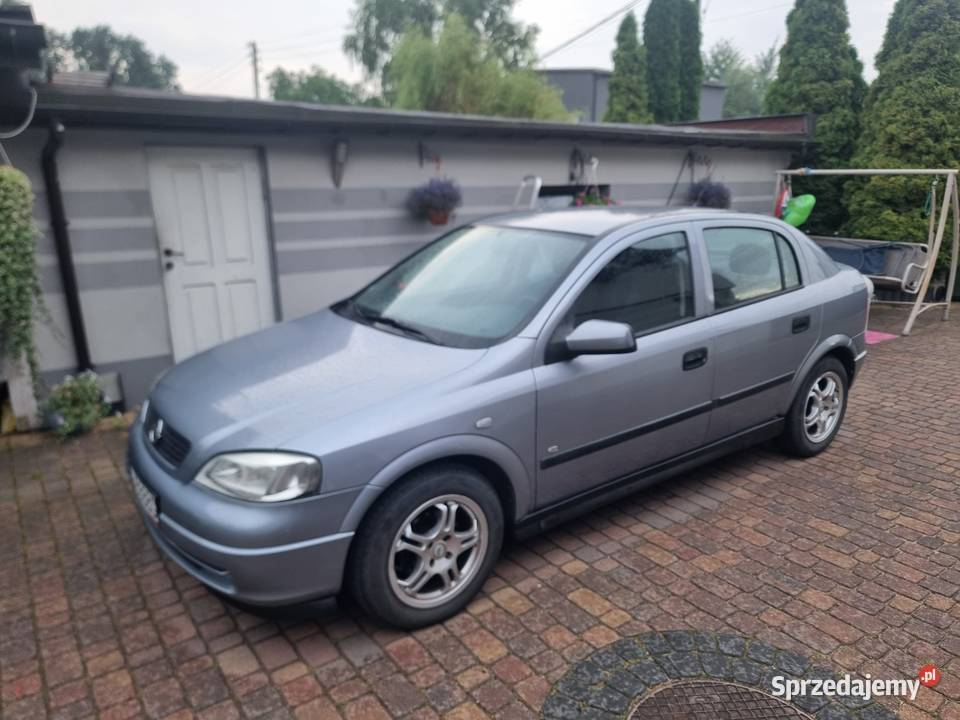 Opel Astra II 14 172 Klimatyzacja krajowa Hatchback Sosnowiec