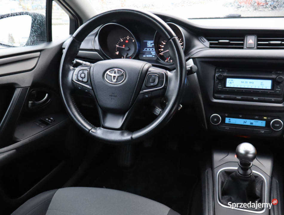 Toyota Avensis 16 D4D gniazdo USB Piaseczno