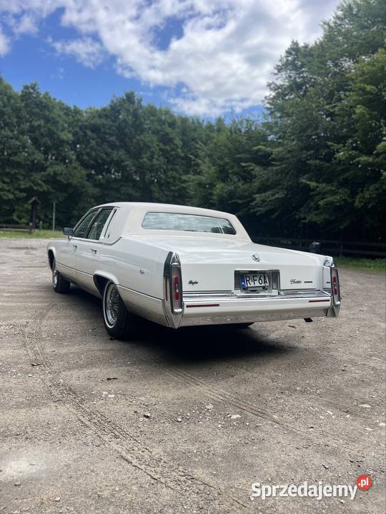 Cadillac Brougham 1992 50L Brougham Niwiska