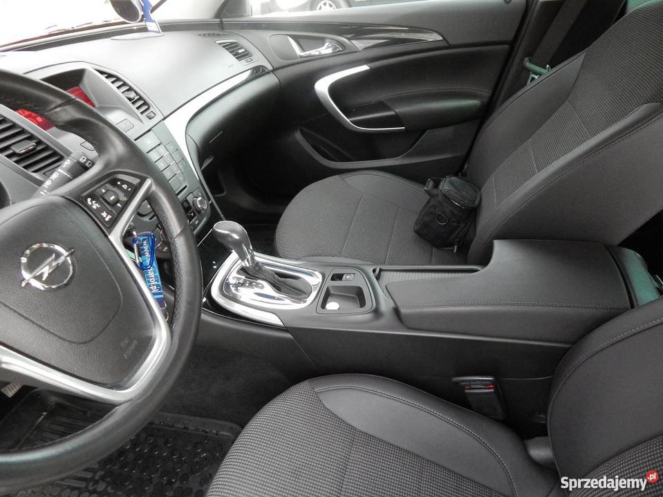 Opel Insignia Kombi Automat Serwisowana reflektory ksenonowe pomorskie