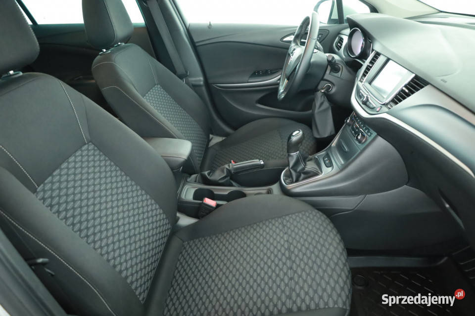 Opel Astra 14 T Piaseczno