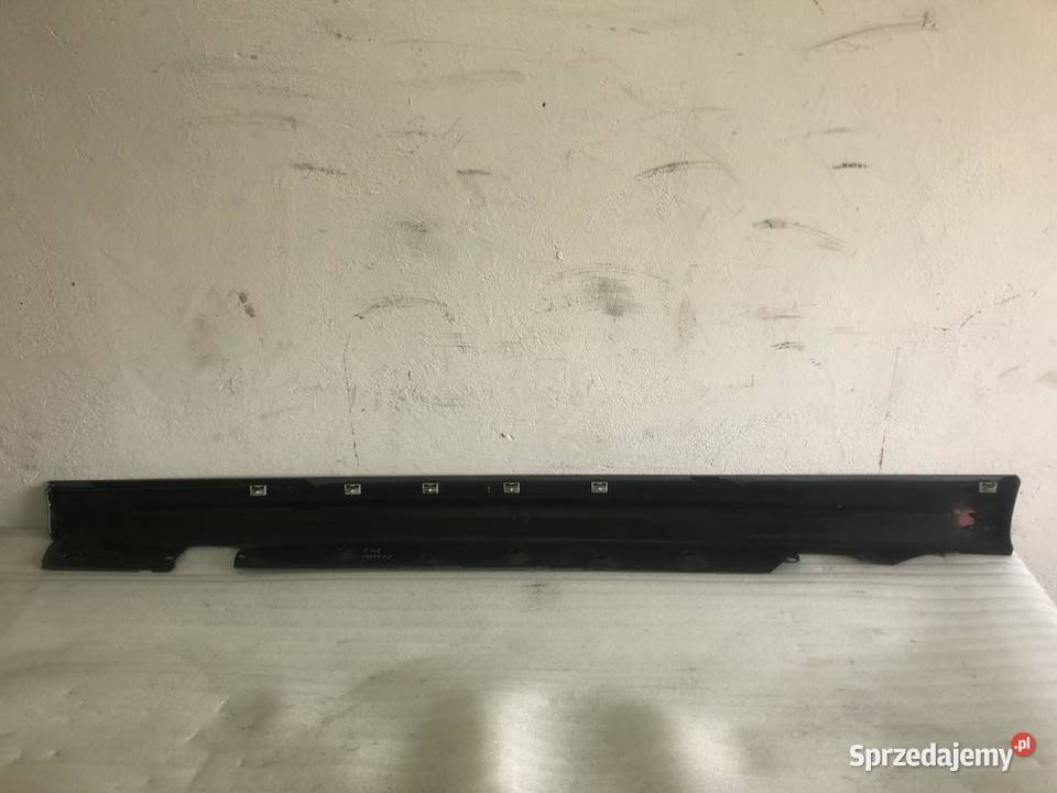 LISTWA PROGOWA PRAWA 8209756 SEDAN BMW E46 4226