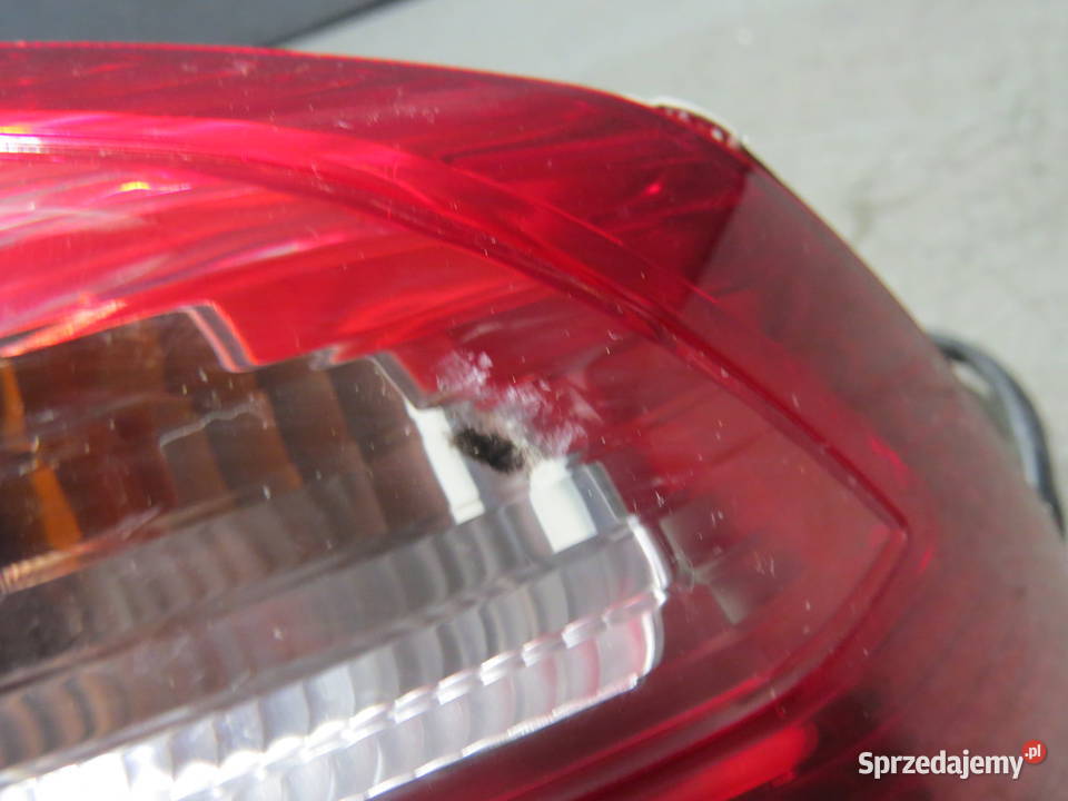 SUZUKI BURGMAN 400 2004 K4 250 lampa tył tylna Warszawa