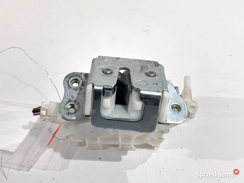 ZAMEK KLAPY TYŁ MITSUBISHI MIRAGE SPACE STAR