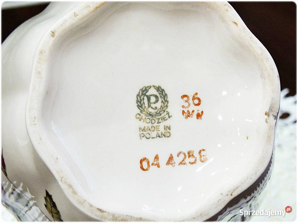 Dzbanek Chodzież Porcelit sygnowany Mlecznik Żary