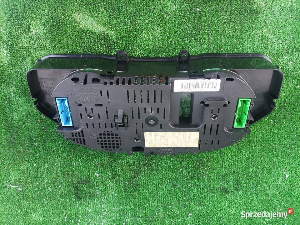 Licznik Zegary Audi A4 B5 Lift 8D0920900H Radom