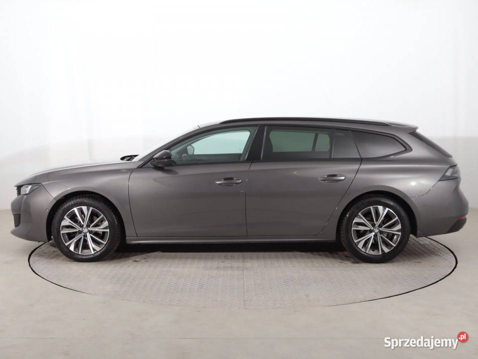 Peugeot 508 16 PureTech asystent pasa ruchu