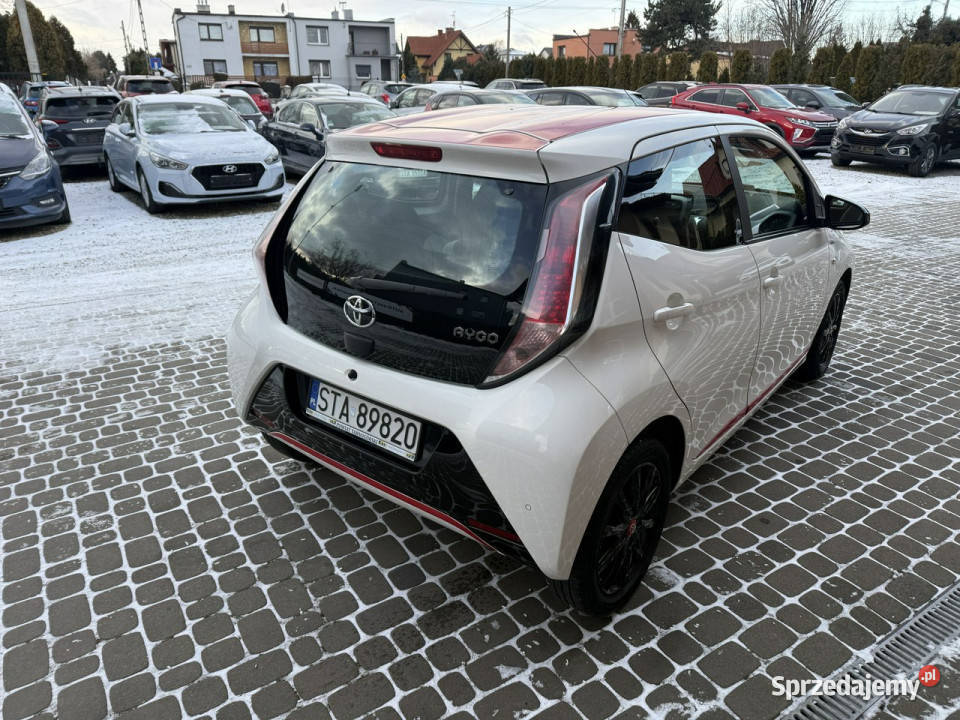 Toyota Aygo 10 69 Klima Navi Kamera Krajowy II Orzech