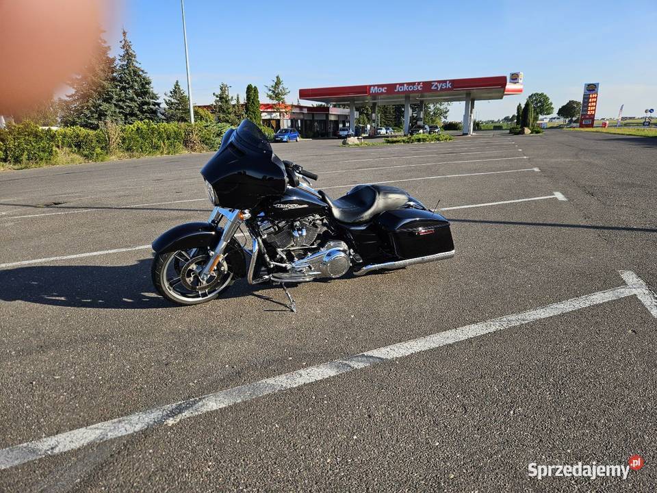 Harley Davidson FLHX Street Glide 2019r 28000 Bucz