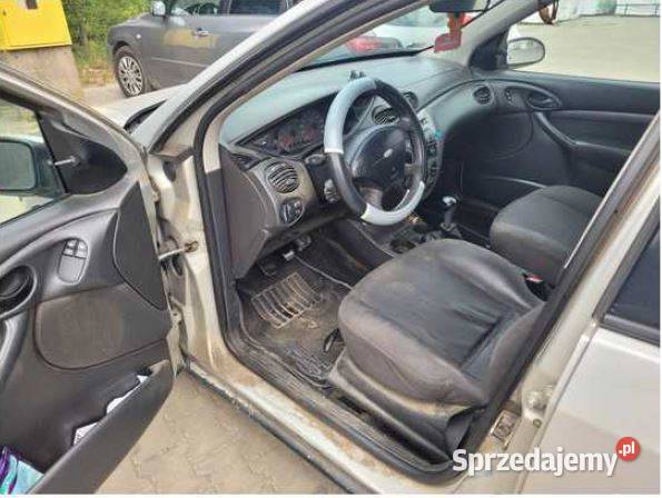 Syndyk sprzeda samochód Ford Focus 2002 r zachodniopomorskie Kłodzino sprzedam