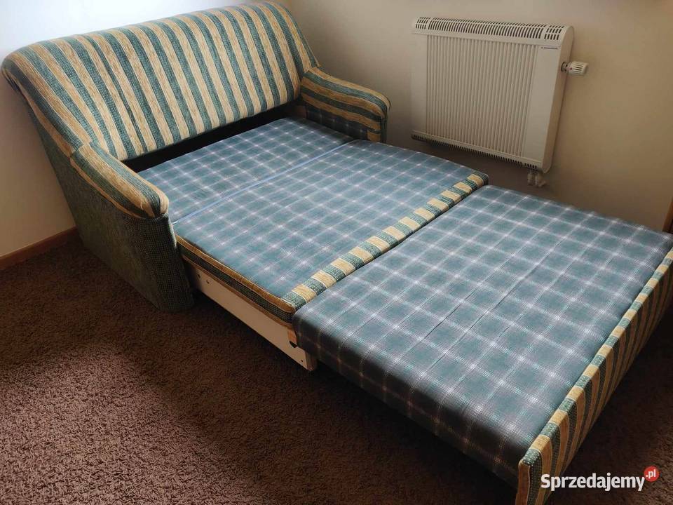 Sofa z funkcją spania i pojemnikiem