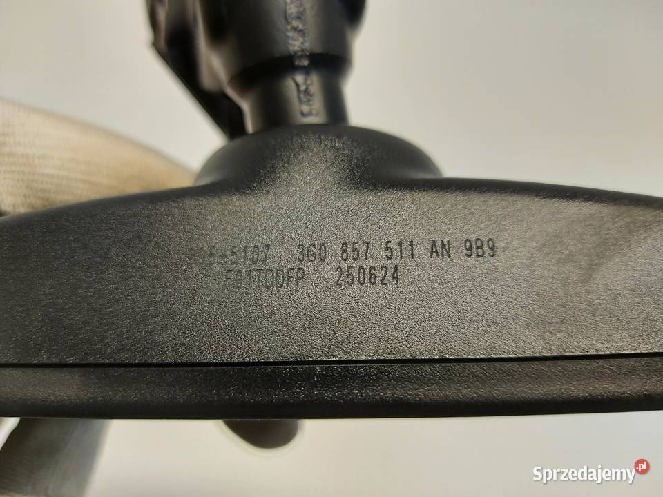 VW ID4 11A 2024r SUV 5D LUSTERKO WEWNĘTRZNE osobowe